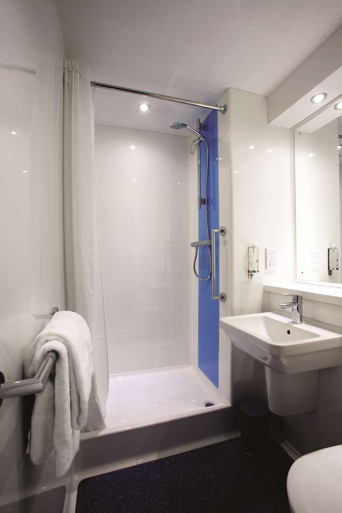 Travelodge Preston Chorley 촐리 객실 사진