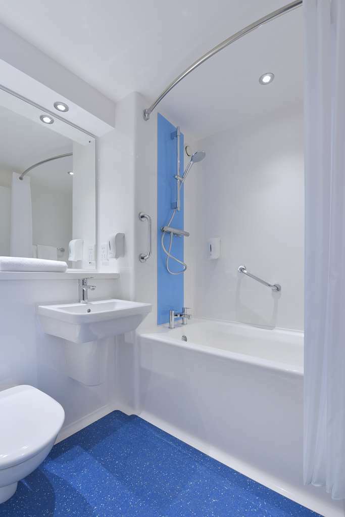 Travelodge Preston Chorley 촐리 객실 사진